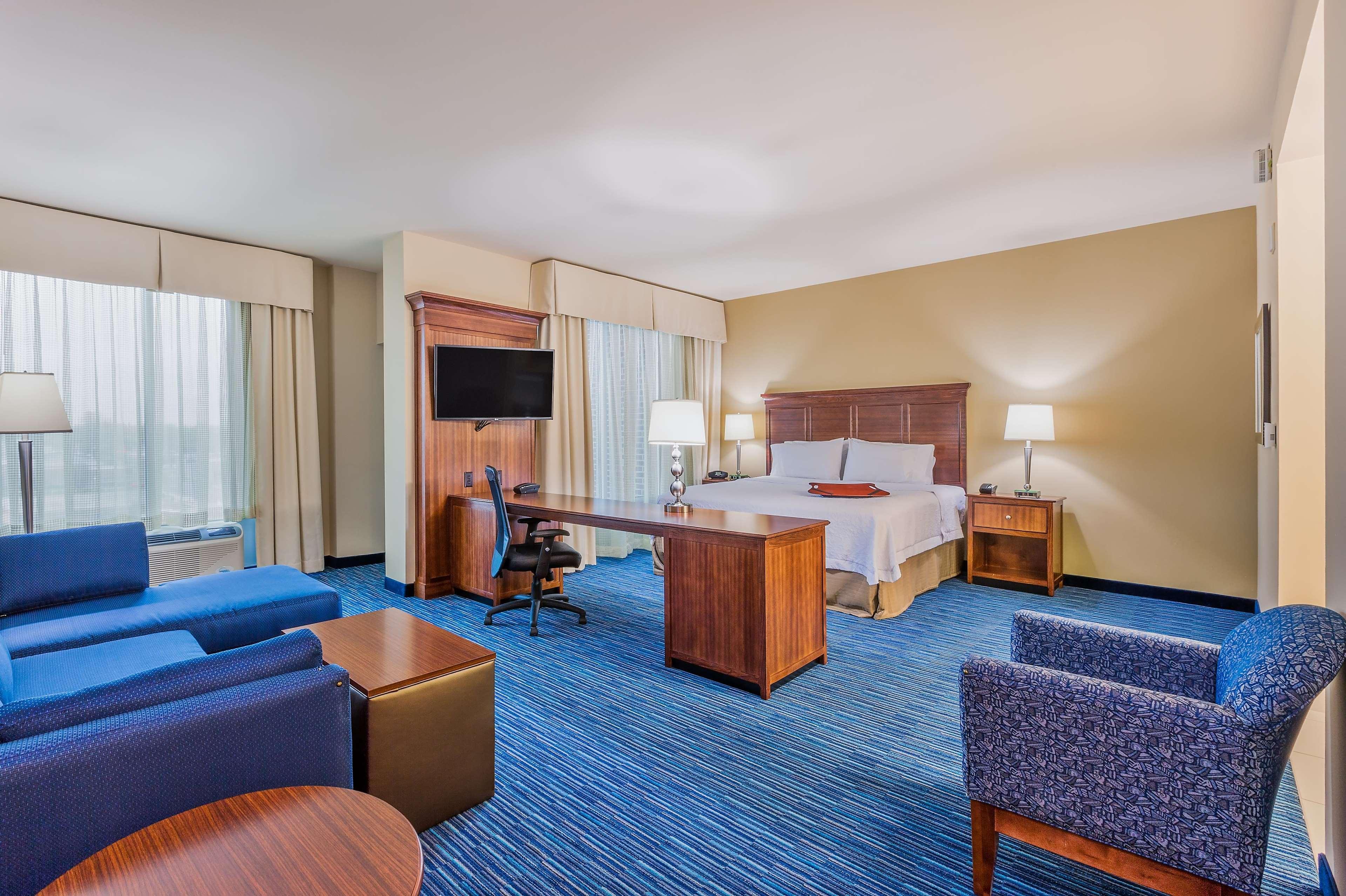 Hampton Inn & Suites Owensboro Downtown Waterfront Exterior foto